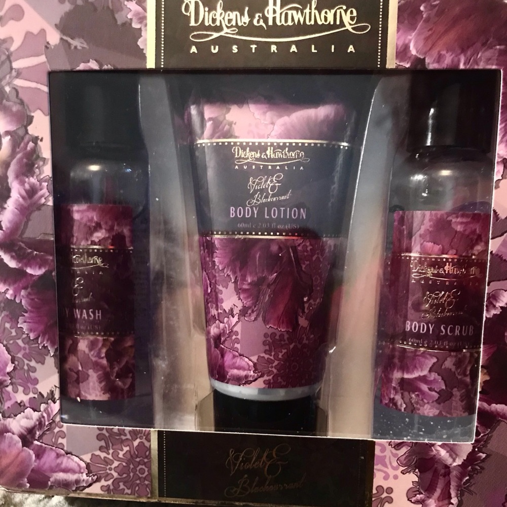 🌸Dickens & Hawthorne Australia Bath & Body set🌸